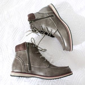 Steve Madden Kids Houston Boot Size 7
